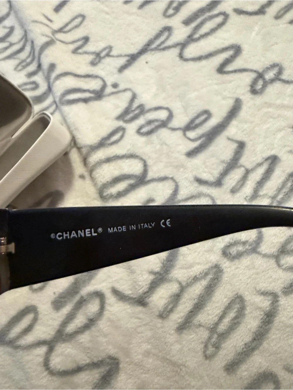 CHANEL Cat-Eye Sunglasses in Smoky Brown Gradient